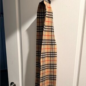 Burberry Classic Beige and Red Cashmere Scarf